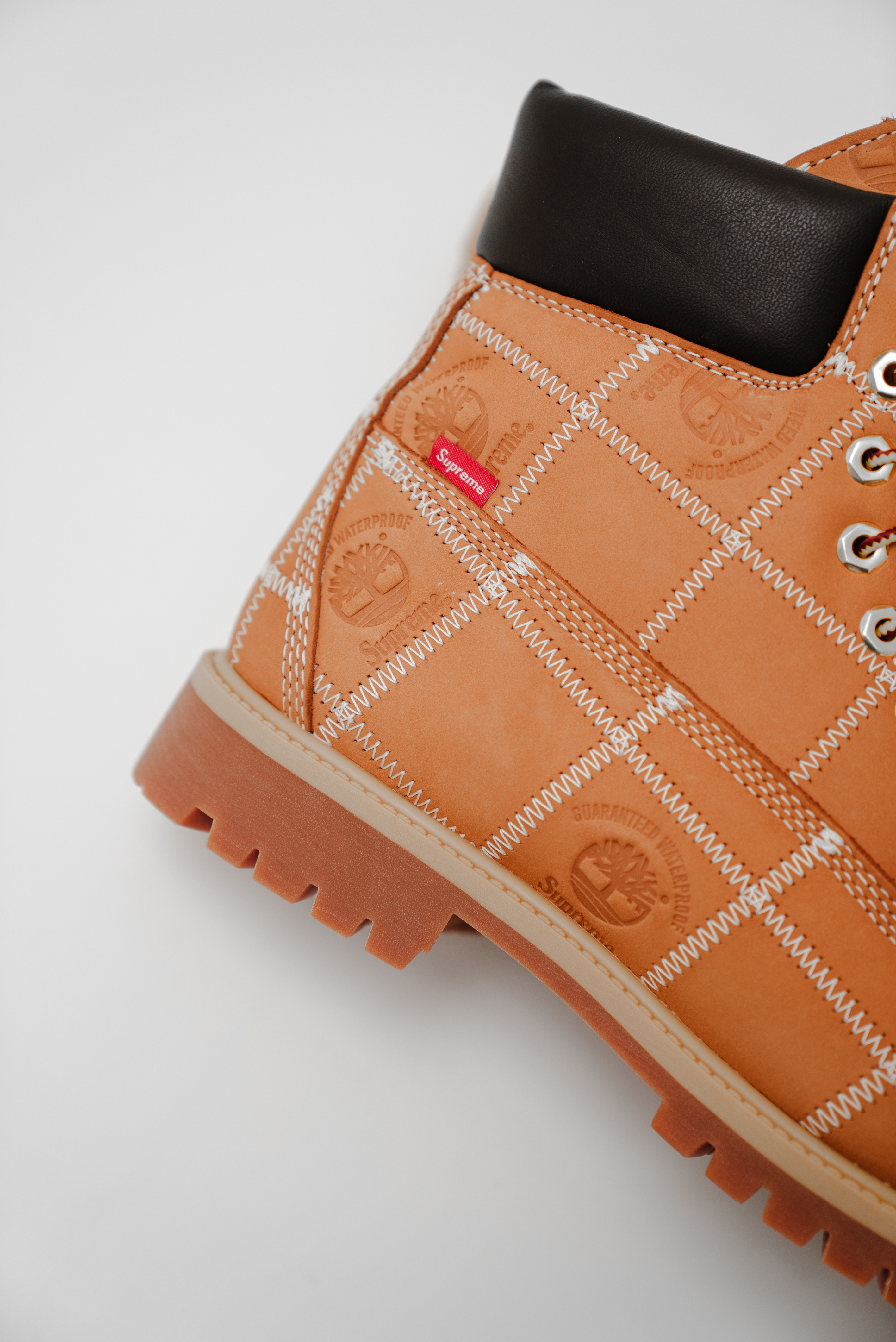 Focus Store】現貨秒發Supreme x Timberland® FW25 Week11 Pat