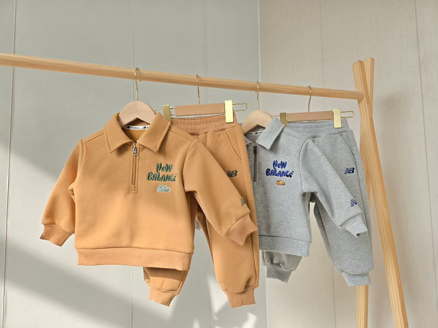 𝐍𝐞𝐰 𝐁𝐚𝐥𝐚𝐧𝐜𝐞 半拉鍊絨毛衛衣褲套裝