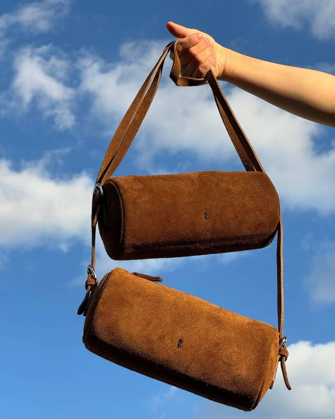 RB5228 迷你麂面牛皮圓筒單肩包