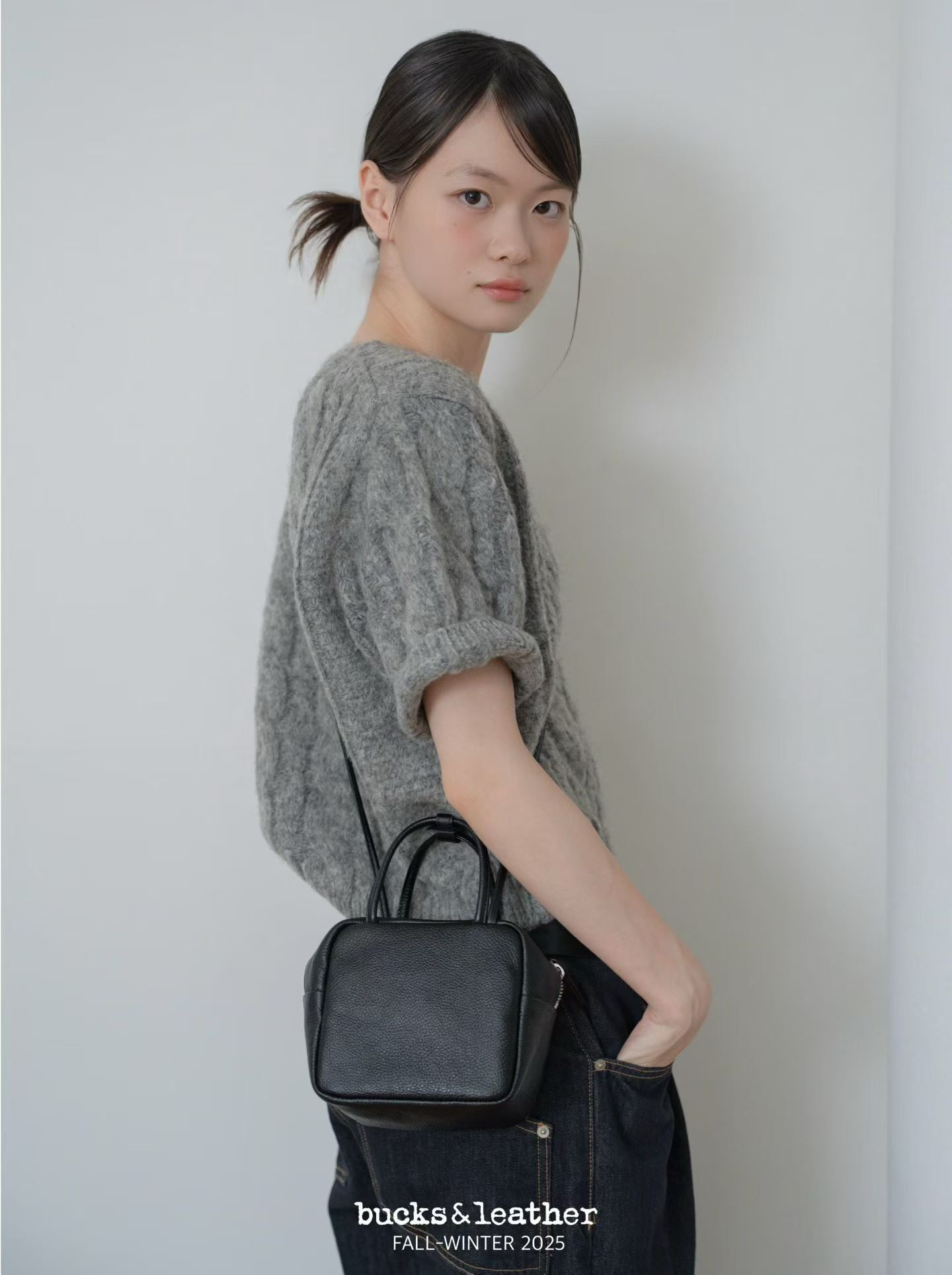 BU5201 25FW 方形簡約保齡球包 - 迷你尺寸