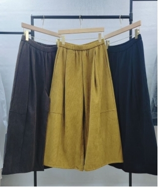 KE1727  -OS0007 燈芯絨7分闊褲 腰26-37 hips 54 長33