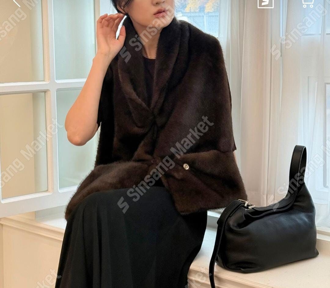 RB5277 仿皮草口袋圍巾