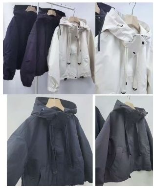 KE1732  -OS0012 連帽長帶風褸 胸50，長23