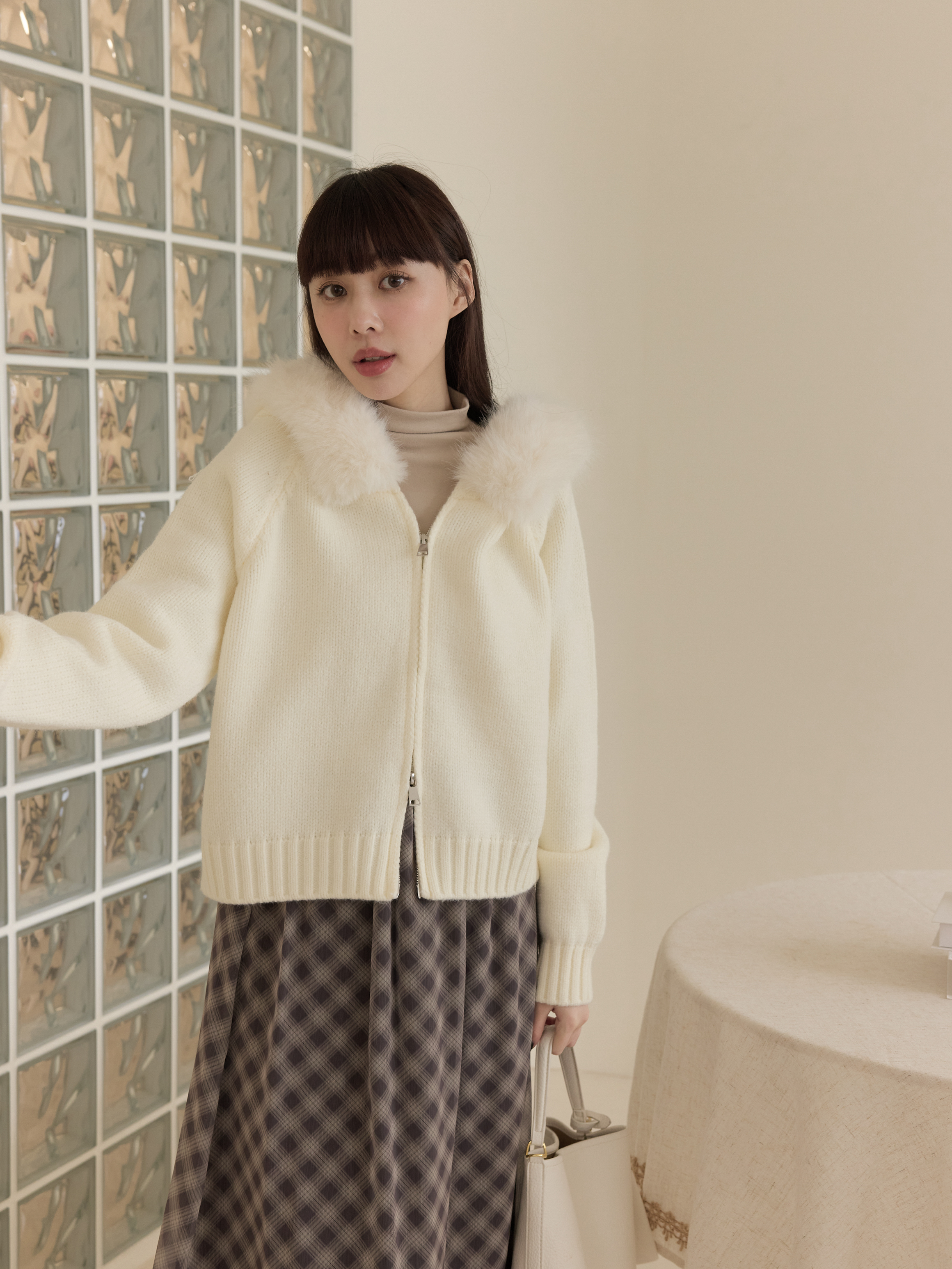 奶霜絨毛領雙拉鍊外套-可拆式毛毛