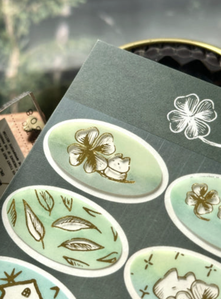 Mewmewbeam | 幸運草 橢圓貼紙
