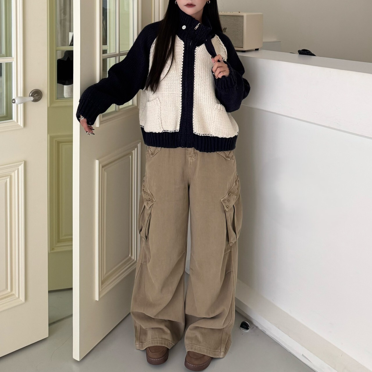 鉚釘look 大口袋工裝牛仔寬褲