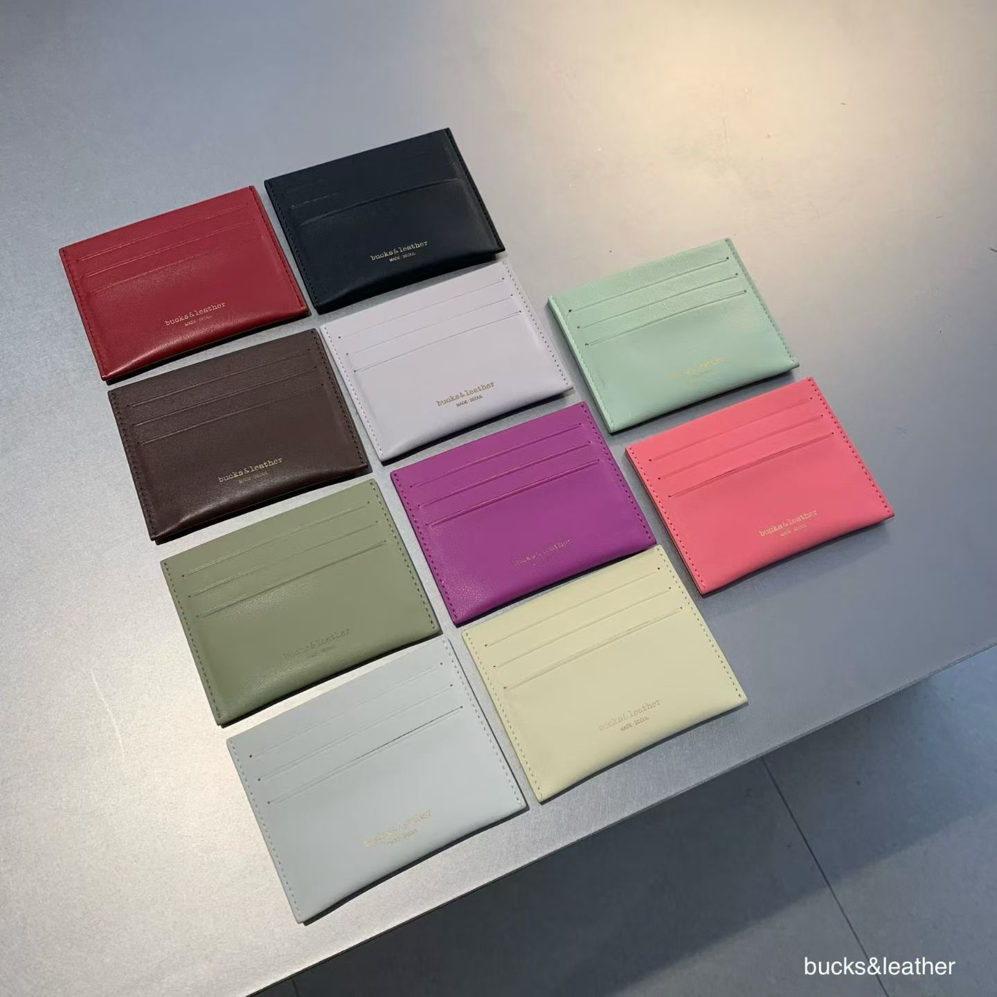 BU5230 *鱷魚紋* 超人氣款實用卡包 (優惠碼不適用)