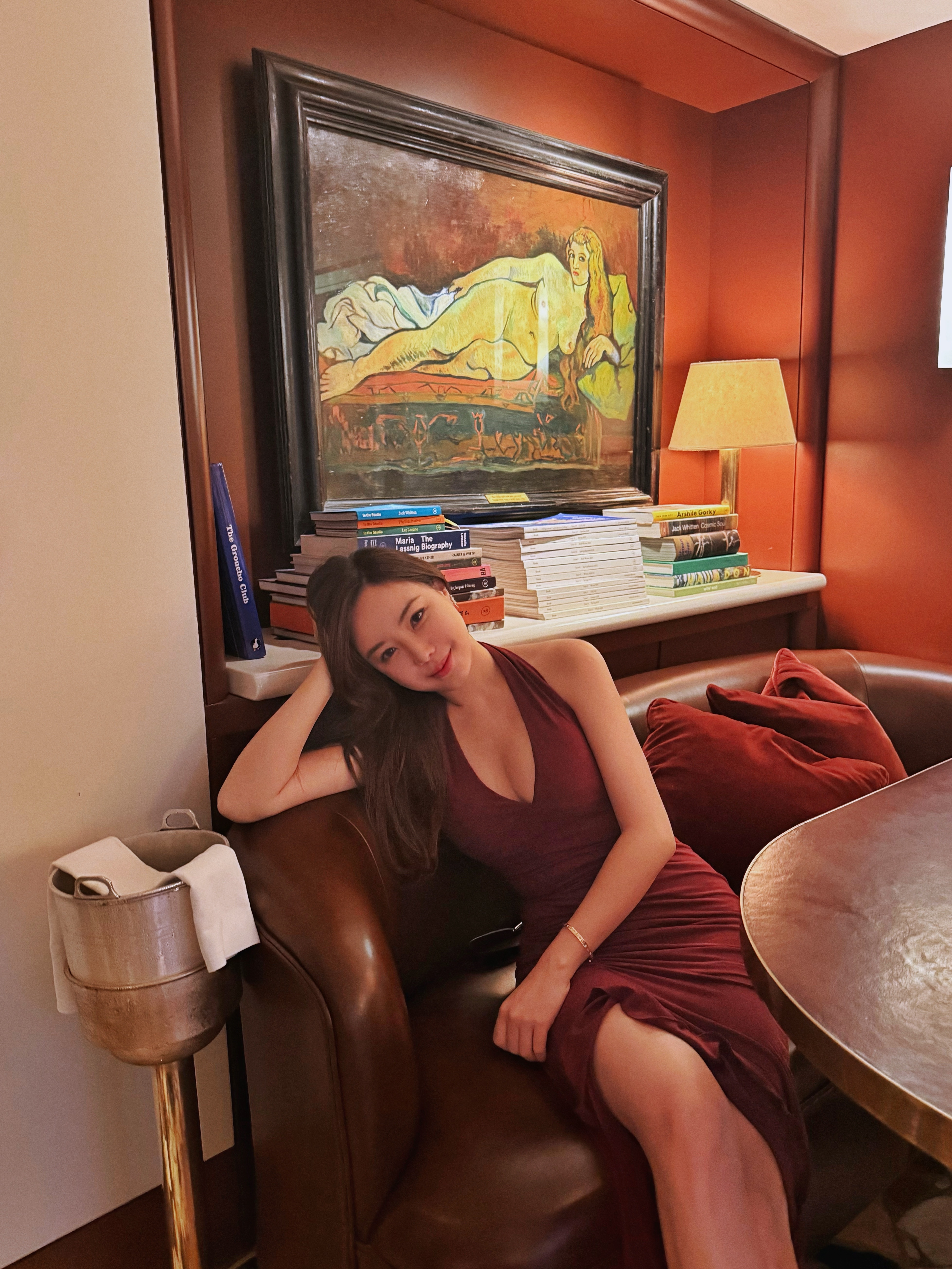 Alluring 魅惑女伶 綁帶開衩絨布洋裝