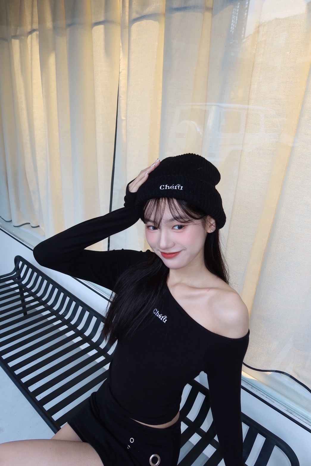 櫻桃 黑刺繡毛帽