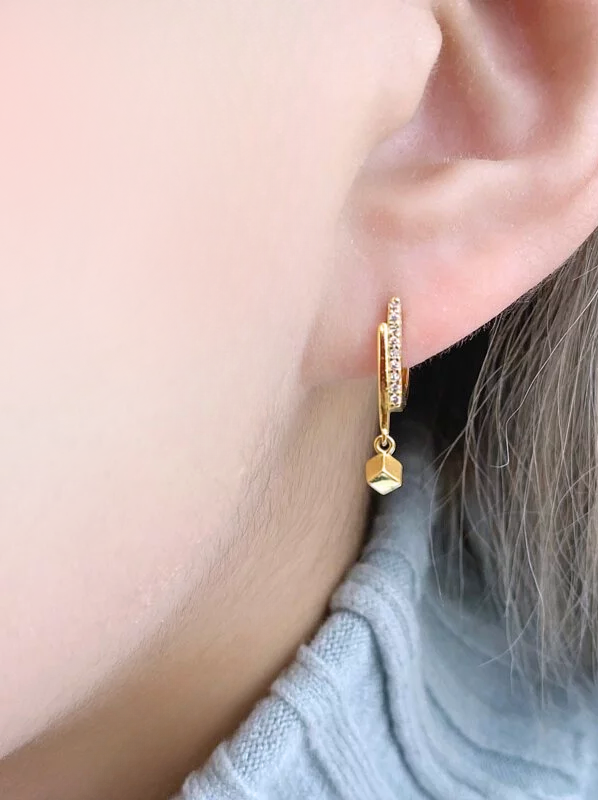 純銀 2色 易扣排鋯方塊垂吊造型(單支價)