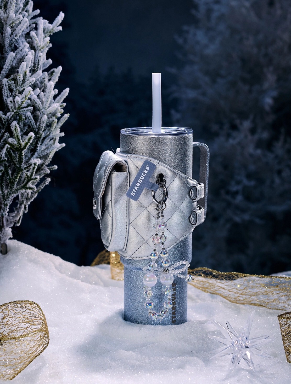 【Luxury】現貨 星巴克 starbucks 雪耀奇境系列 小香風 菱格紋包 雪花元素 x 银蓝白配色 高级感滿分 保溫杯 水壺 水杯 冰壩杯 咖啡杯 聖誕限定