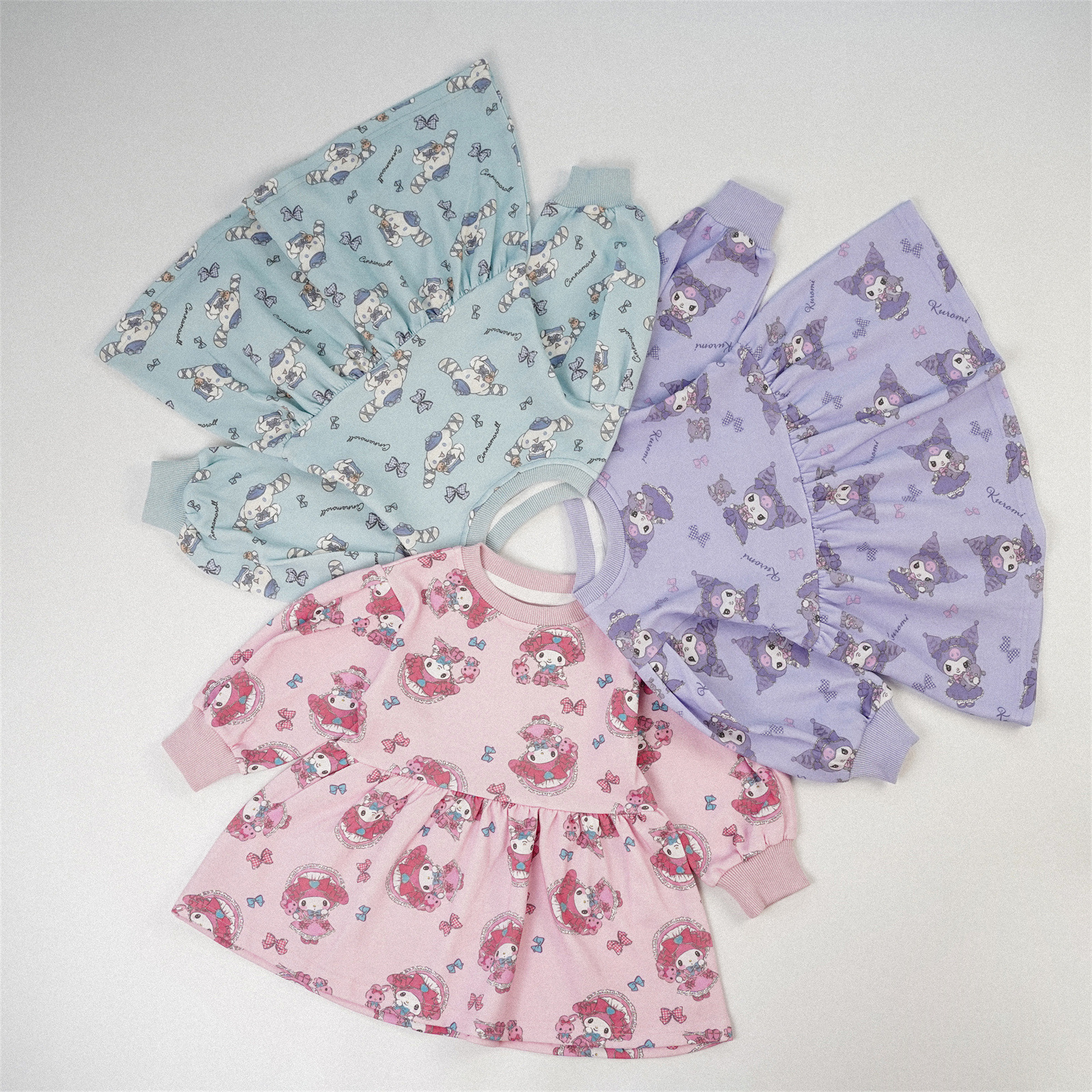 𝐒𝐚𝐧𝐫𝐢𝐨 滿印連身裙