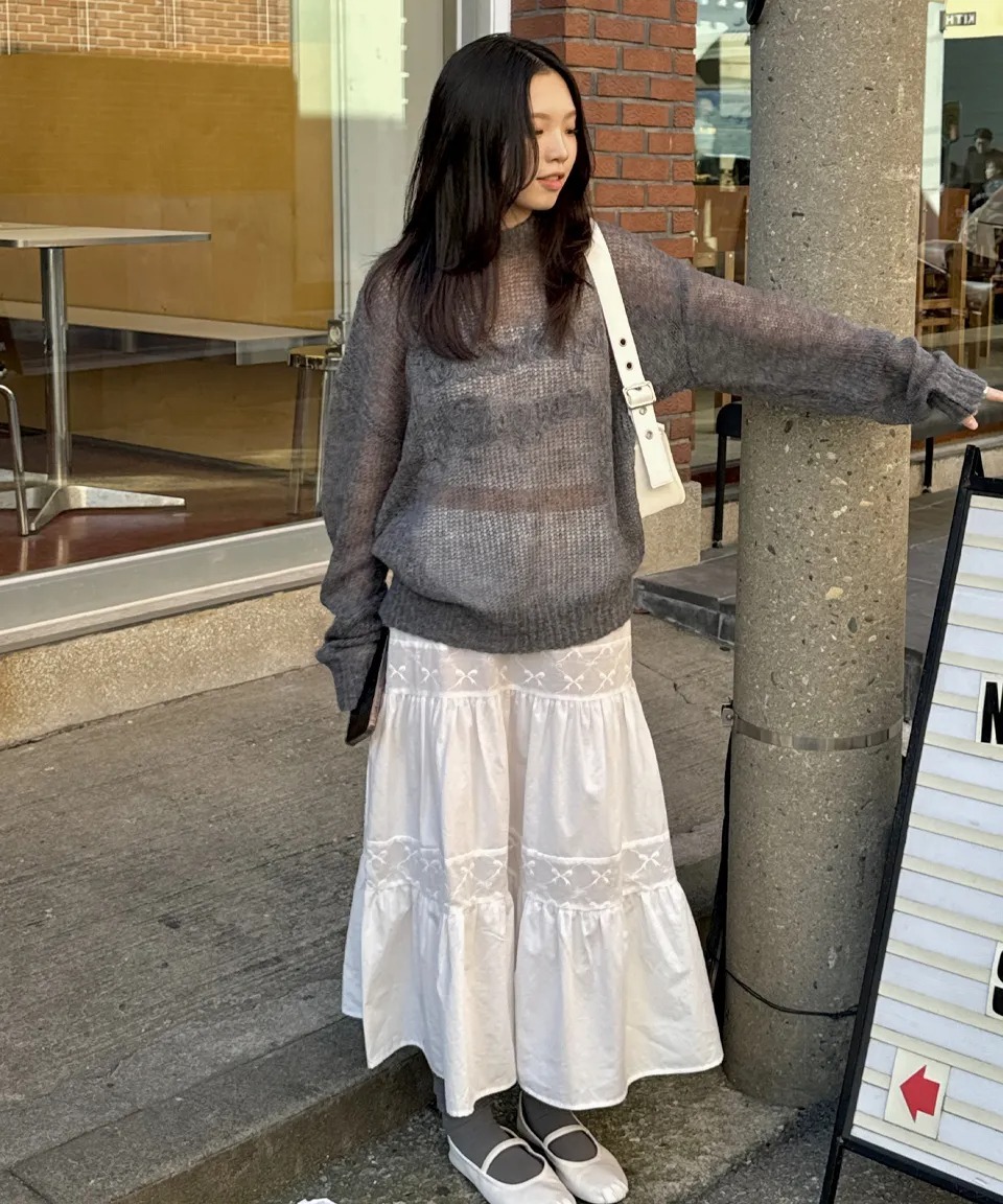 Rock Cake Lace Point Long Skirt