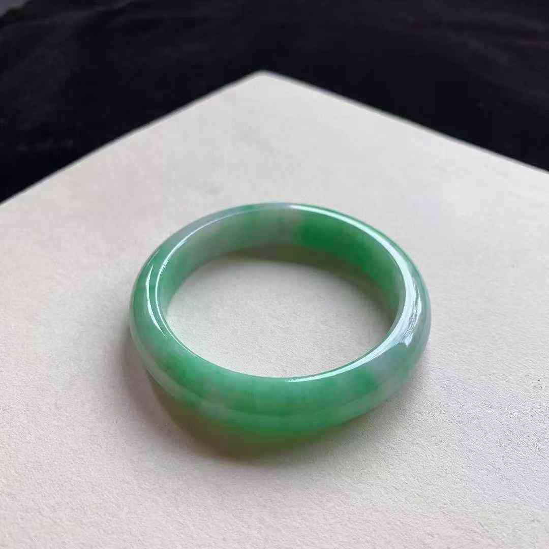 翡翠陽綠正圈手鐲,天然翡翠A玉, 緬甸玉, Jade, Jadeite