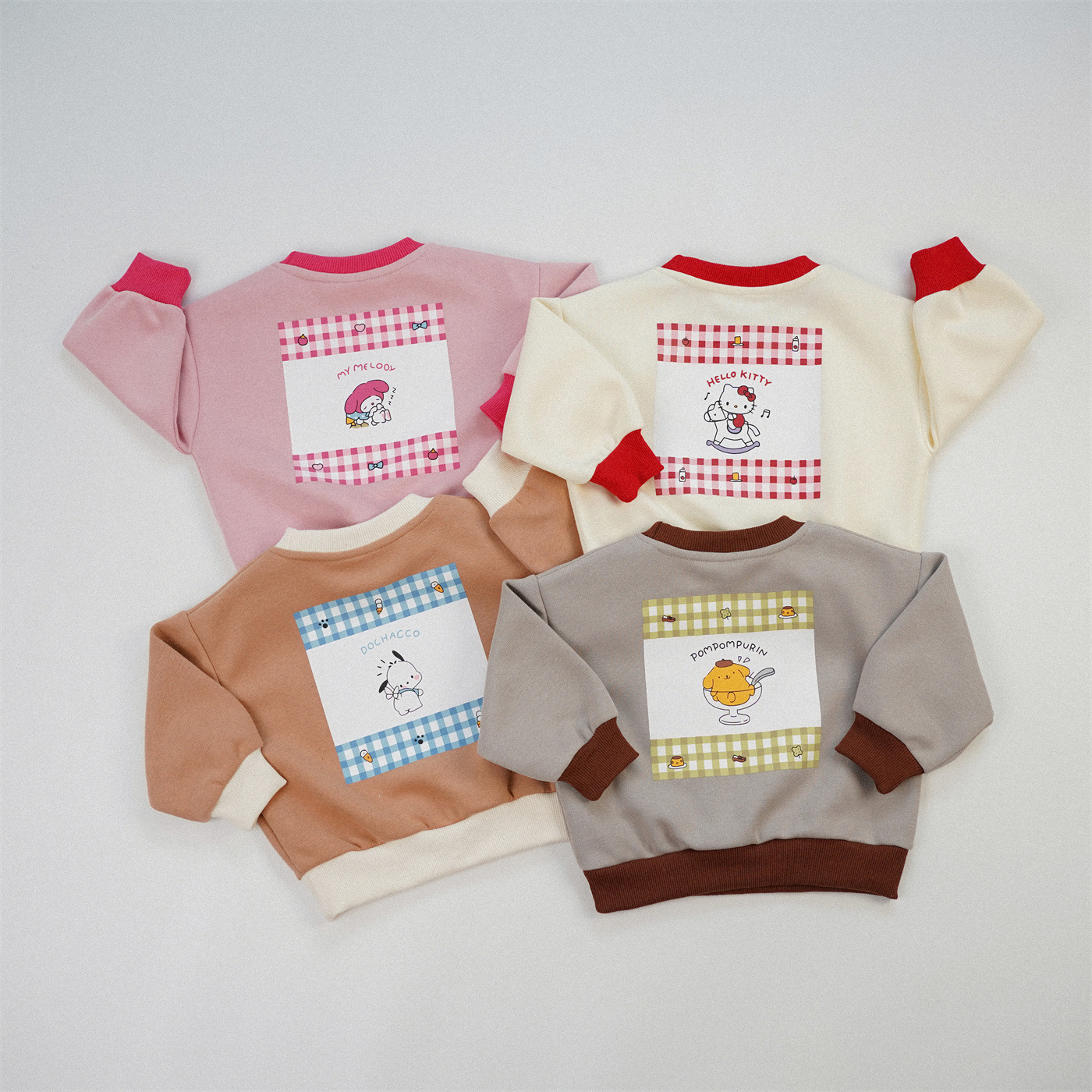 𝐒𝐚𝐧𝐫𝐢𝐨 包邊雙面衛衣