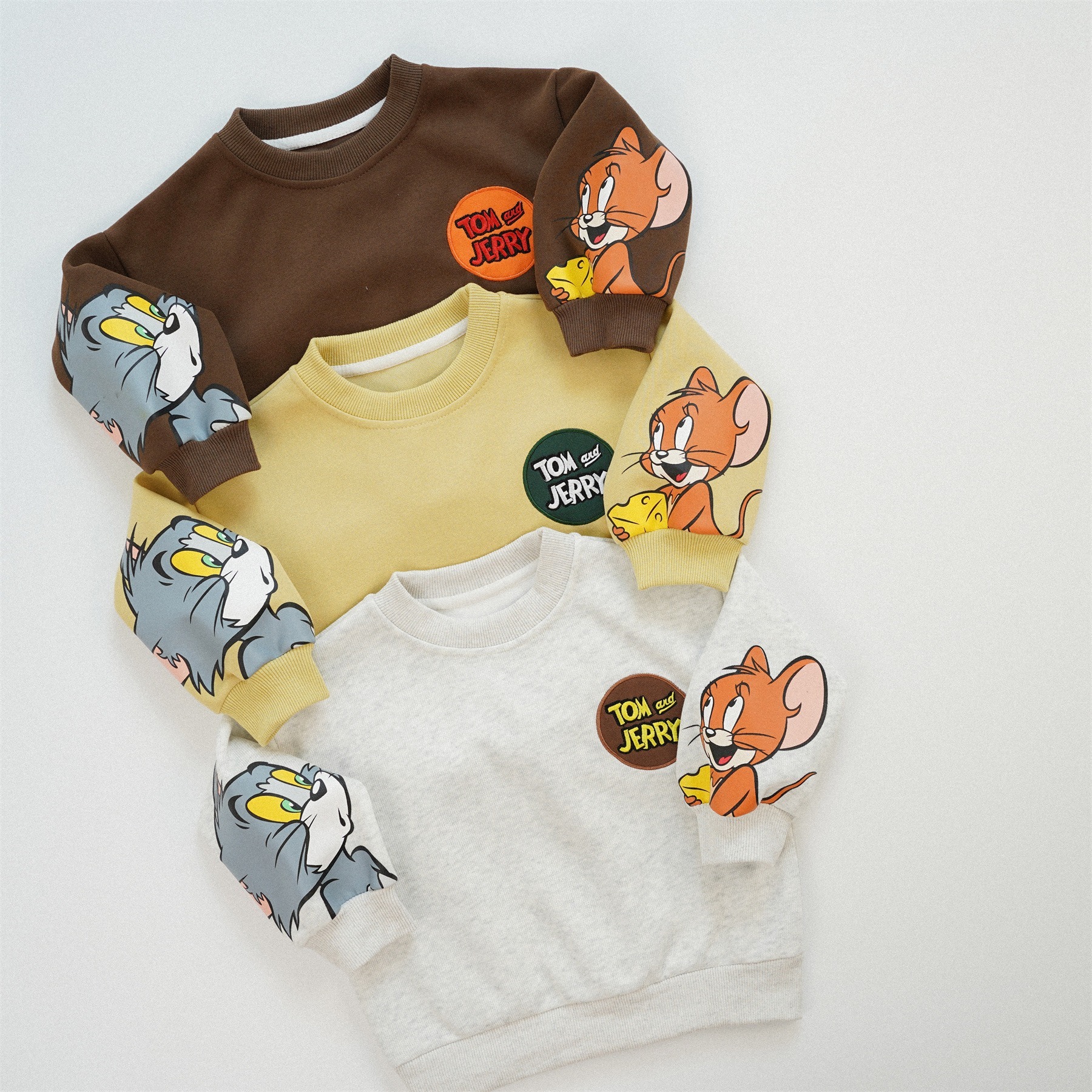 𝐓𝐨𝐦 & 𝐉𝐞𝐫𝐫𝐲 袖邊插畫衛衣