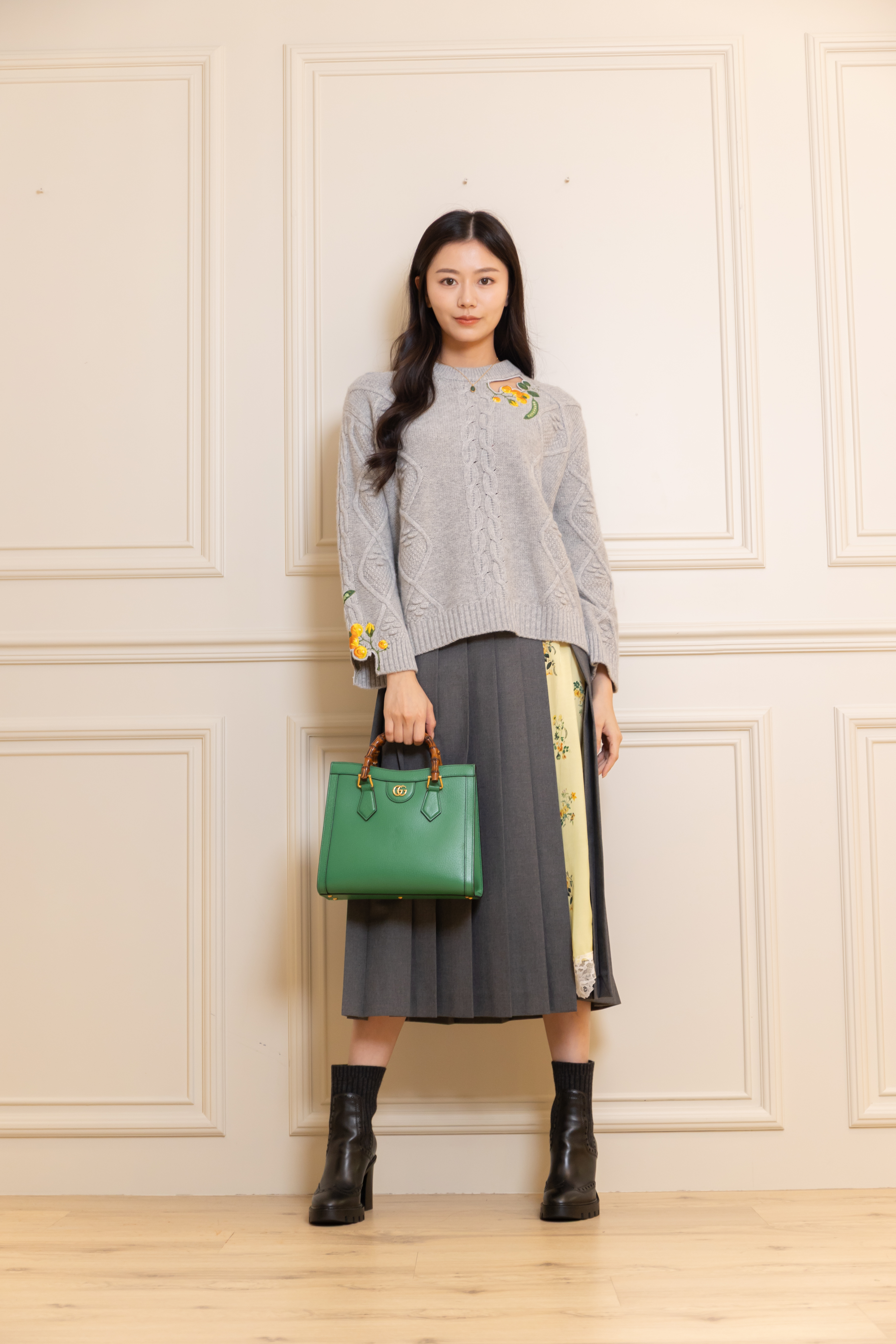 VIVETTA 刺繡織紋毛衣