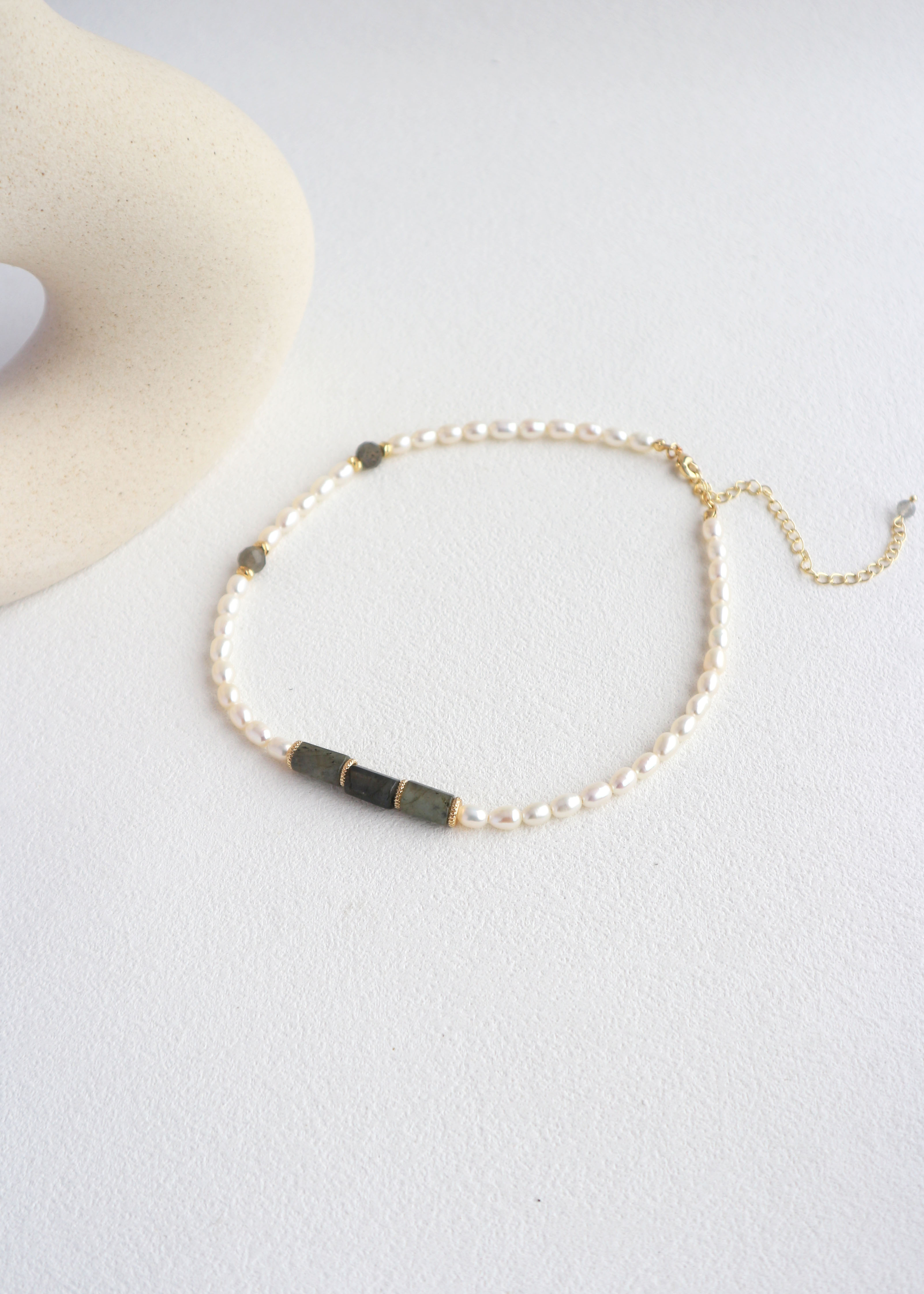 Oriana 珍珠項鍊-拉長石