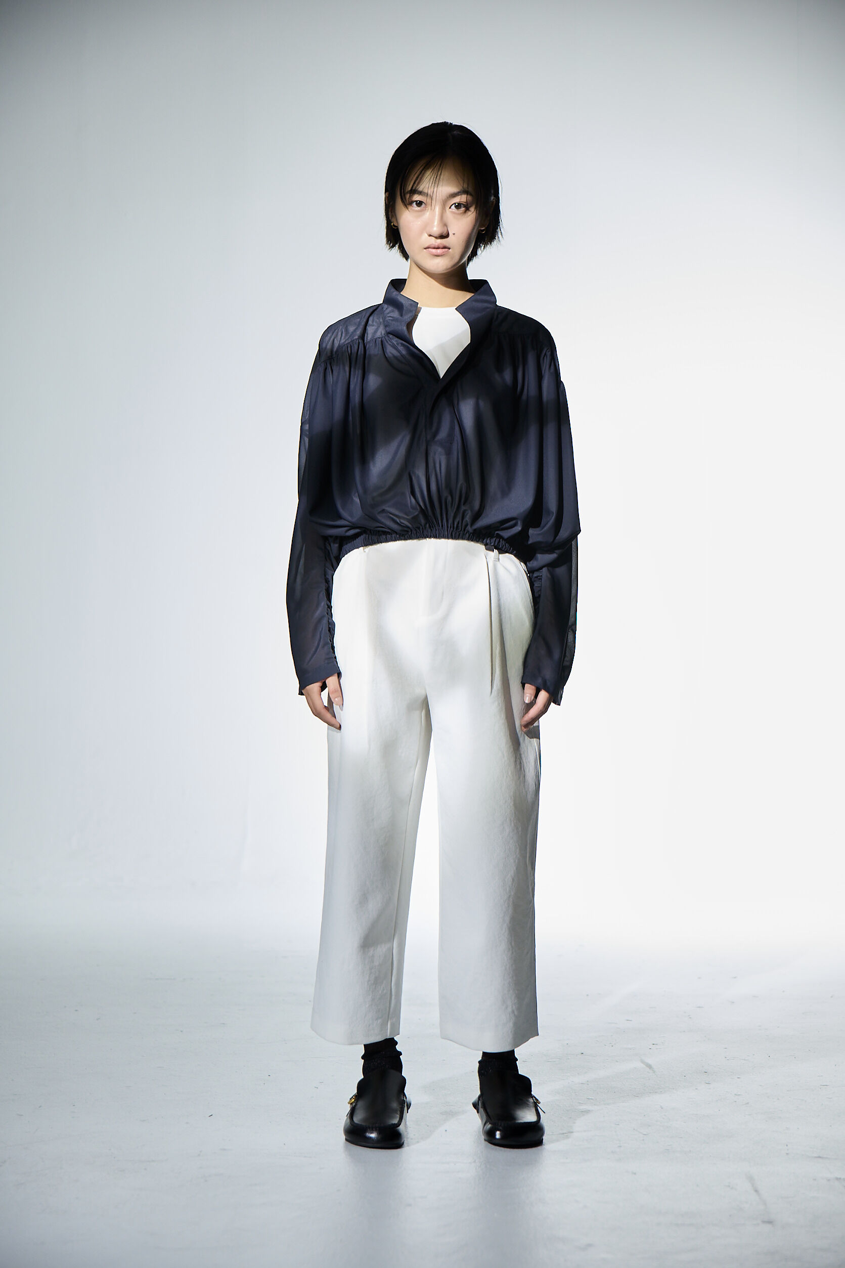 皺皺連袖短上衣