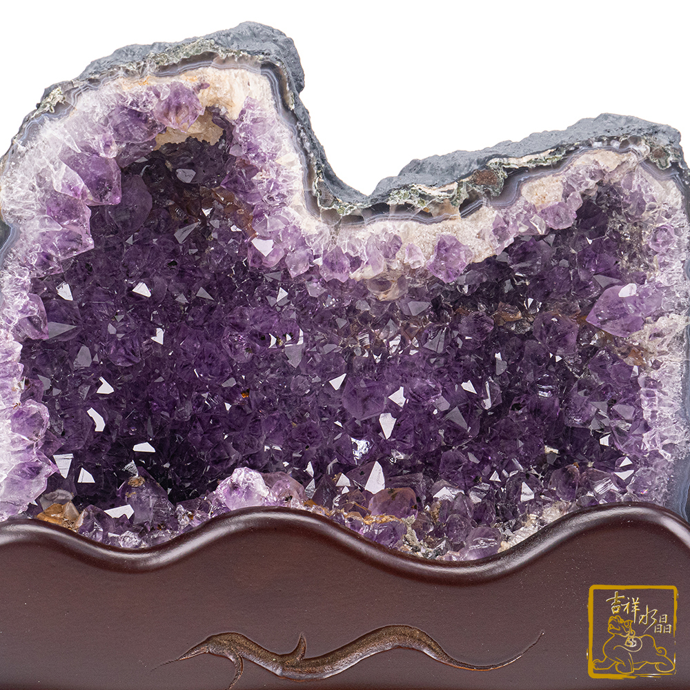巴西紫水晶洞 7.7kg 水型晶洞