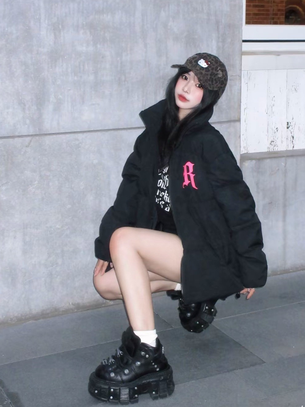 KTQ STORE ‧ Hello Kitty x Sanrio 凱蒂貓 豹紋 刺繡 蝴蝶結 老帽 咖色