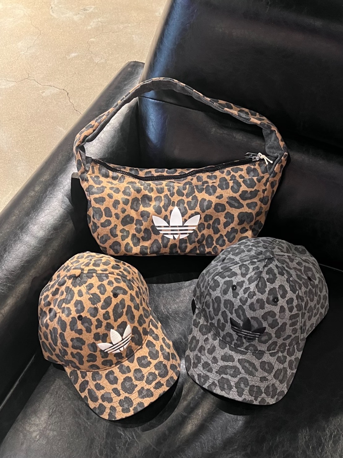 ADIDAS 豹紋系列 單品 棒球帽 手提包
