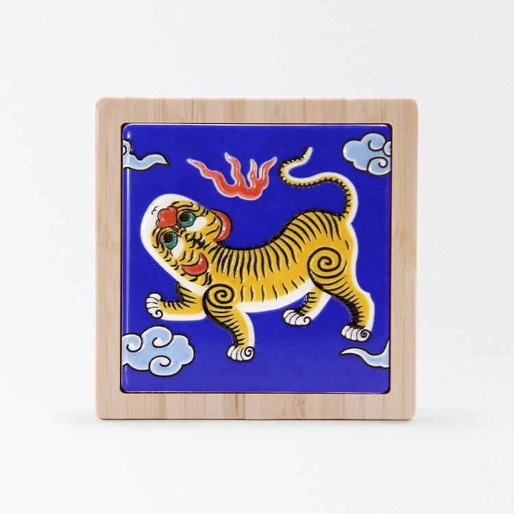 台灣花磚竹杯墊｜藍底黃虎旗