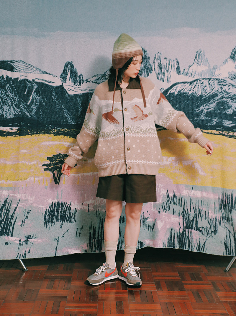 Ginger Duck in Inokashira Park Raglan Sleeve Jacket Khaki