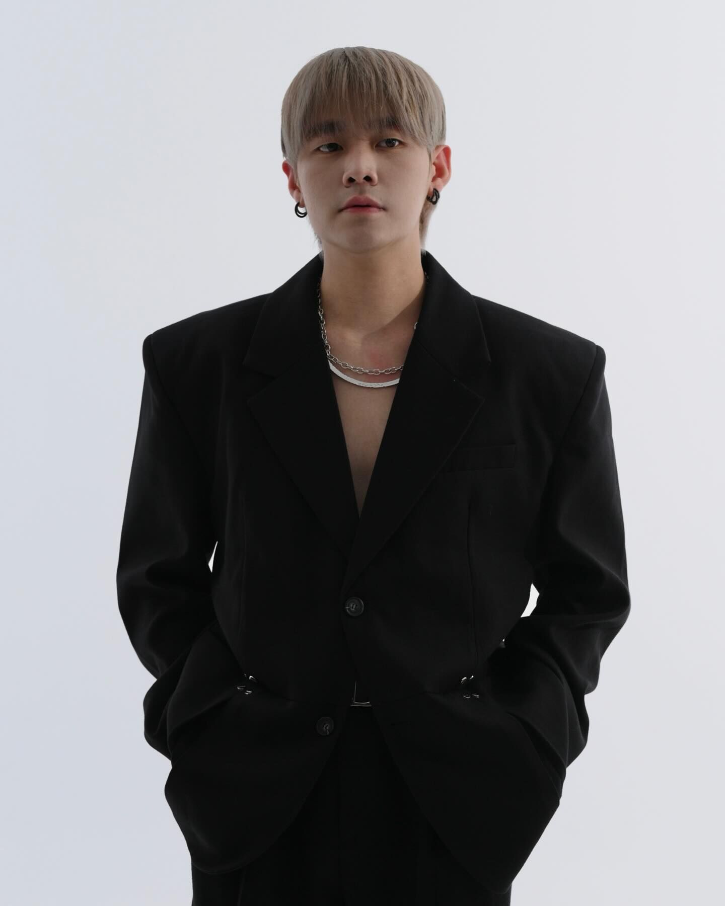 RENEW正韓系髮廊創辦主理人Ray社長,年輕創業家。