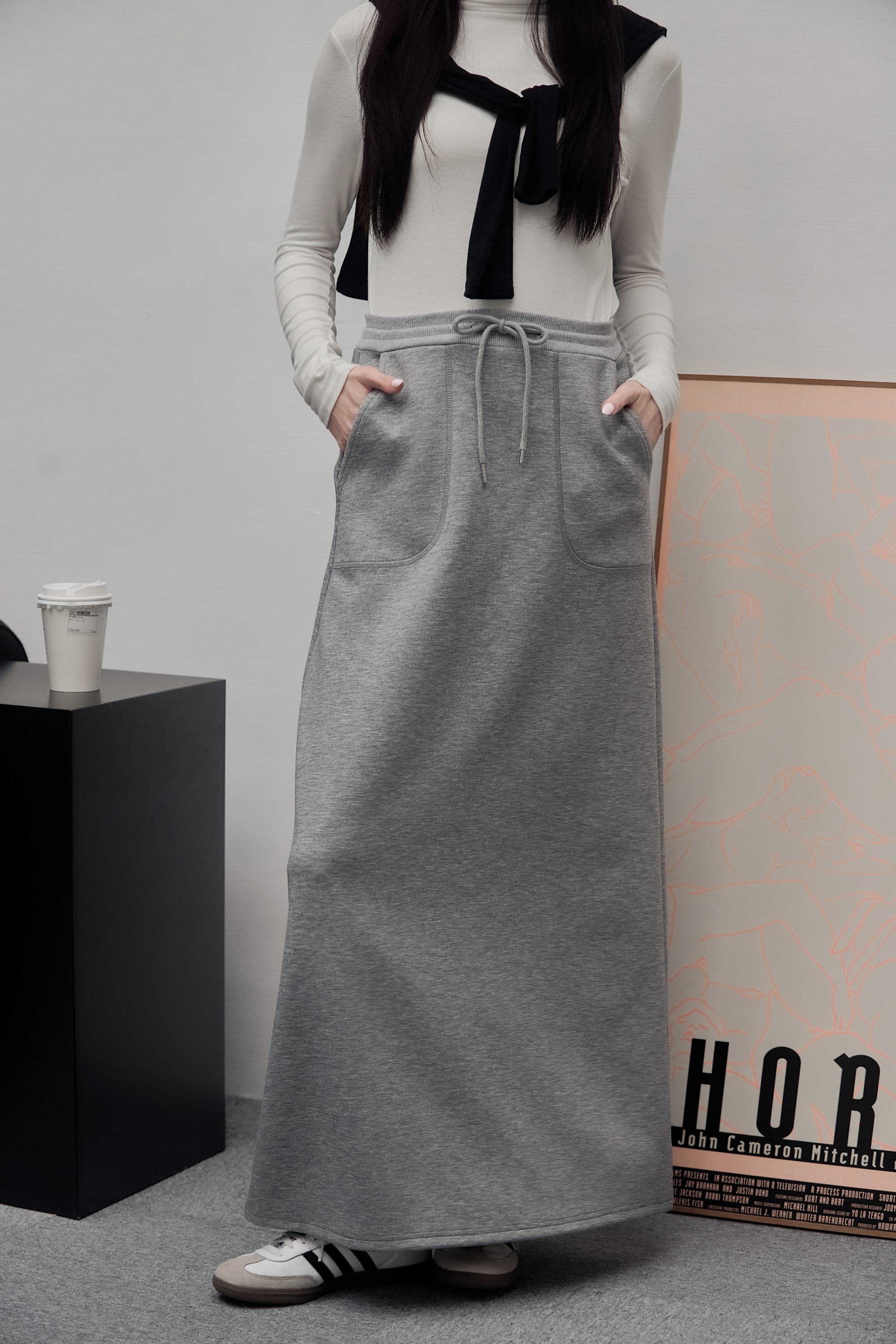 Gmade/親膚抗皺直臀Q彈感賴床長裙-灰