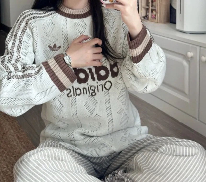 KTQ STORE ‧ Adidas Originals U SWEATSHIRT 奶油摩卡米白 撞色 針織毛衣 KS5956