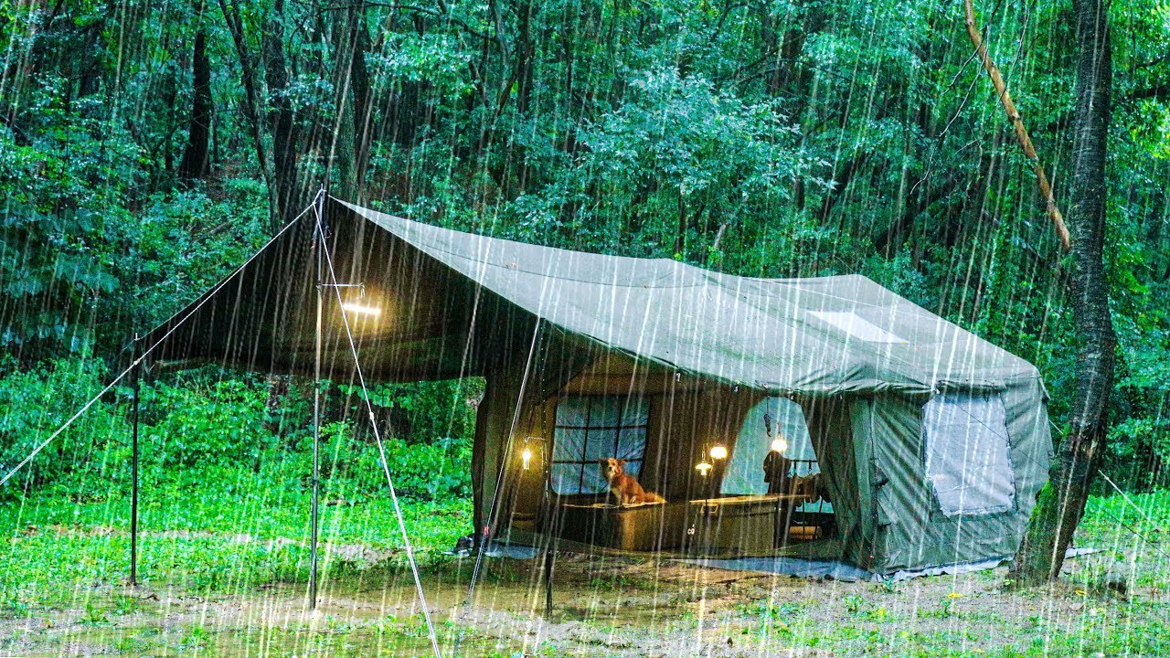 在狂風暴雨中與狗狗一起｜Coody 10.0 極簡佈置｜雨中露營 ASMR