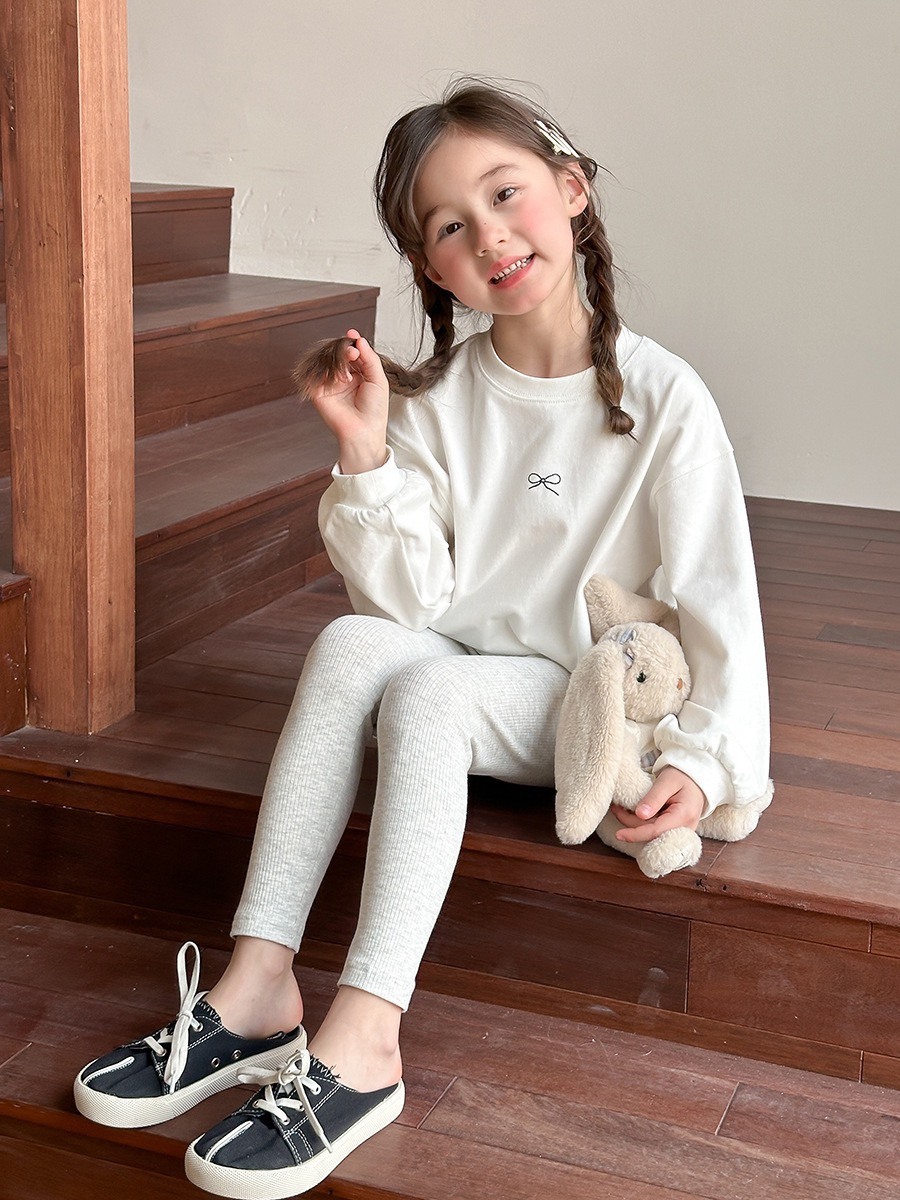 蝴蝶結蕾絲上衣