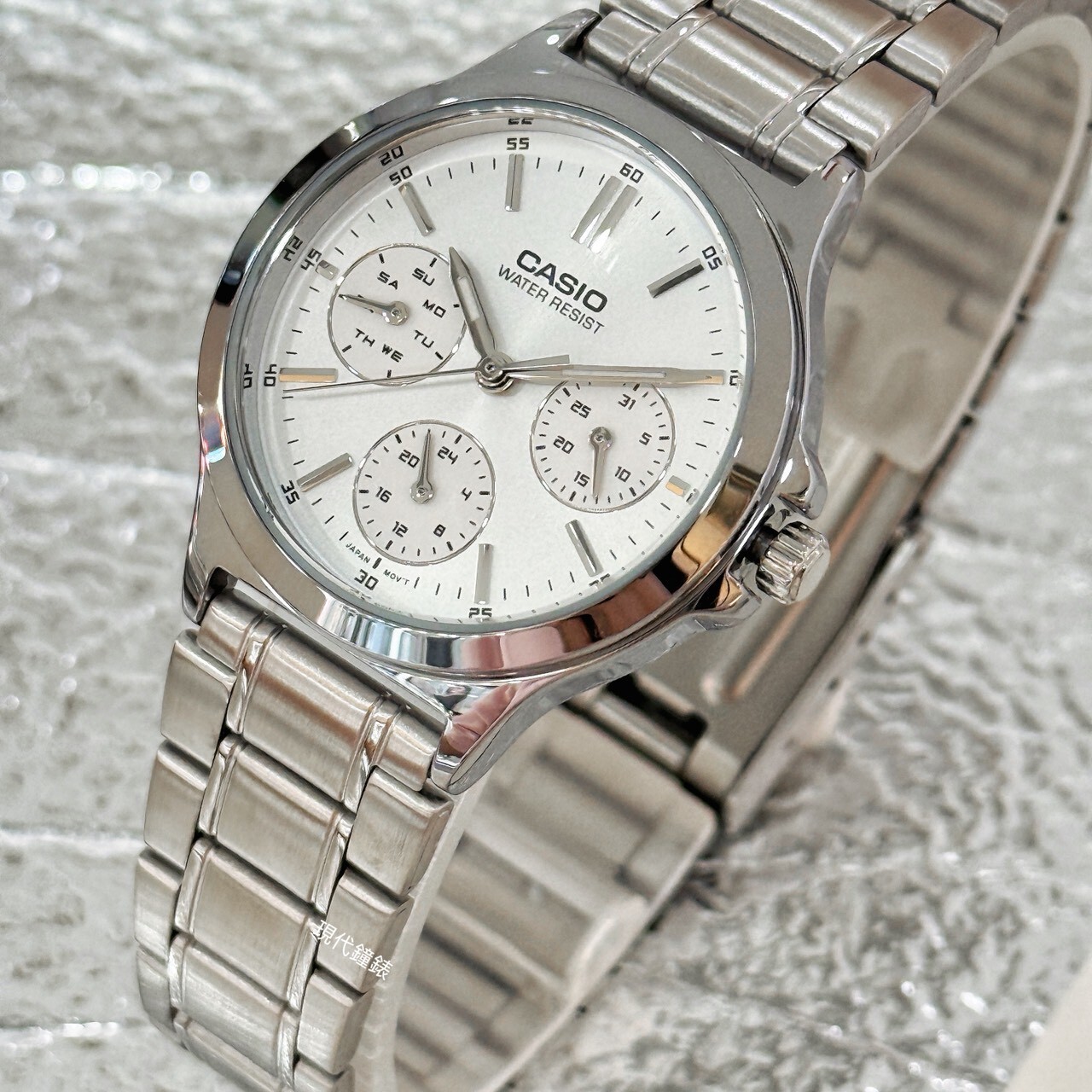 【CASIO 卡西歐】甜美系三針三眼女錶LTP-V300D-7A 33.2mm 現代鐘錶