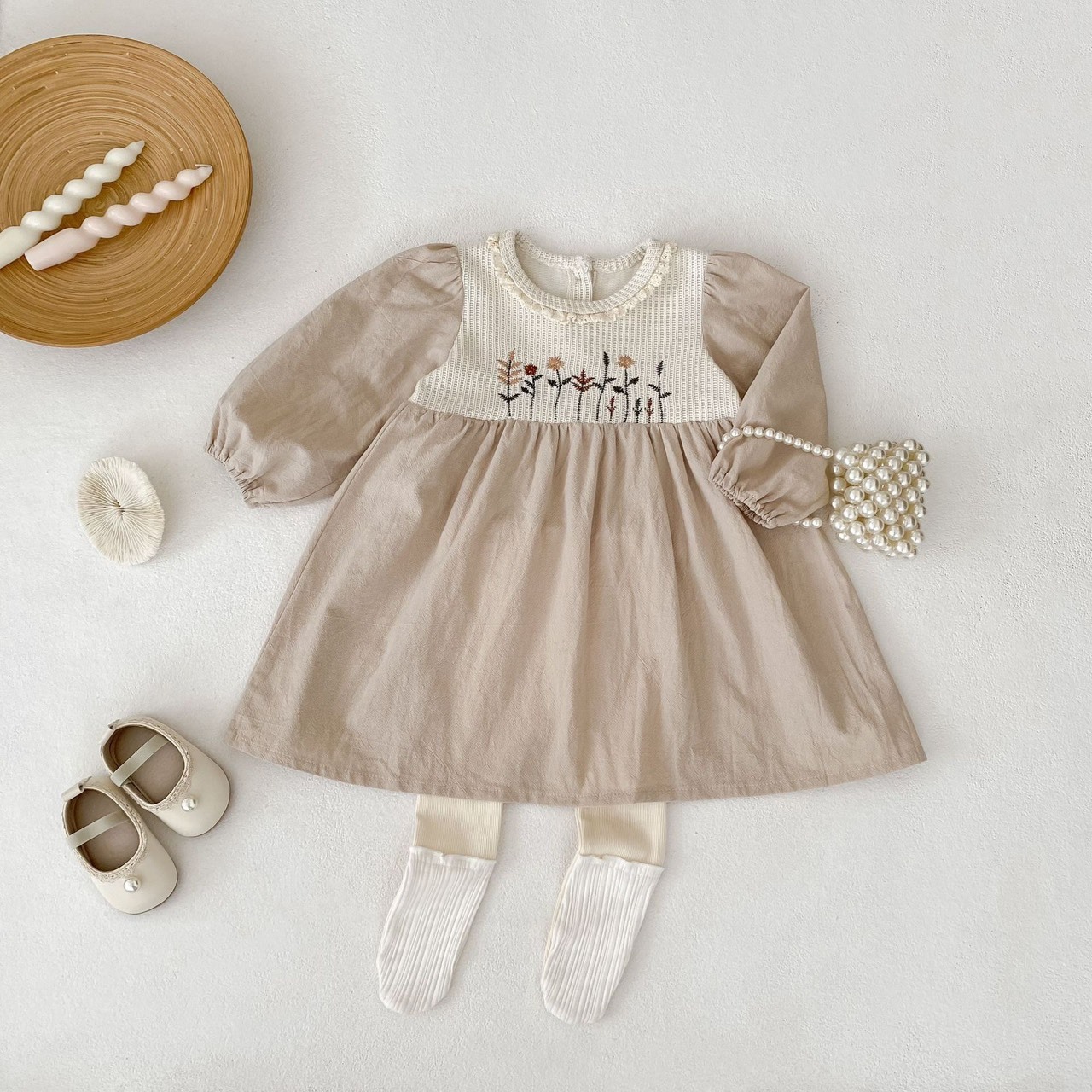 復古小花刺繡洋裝