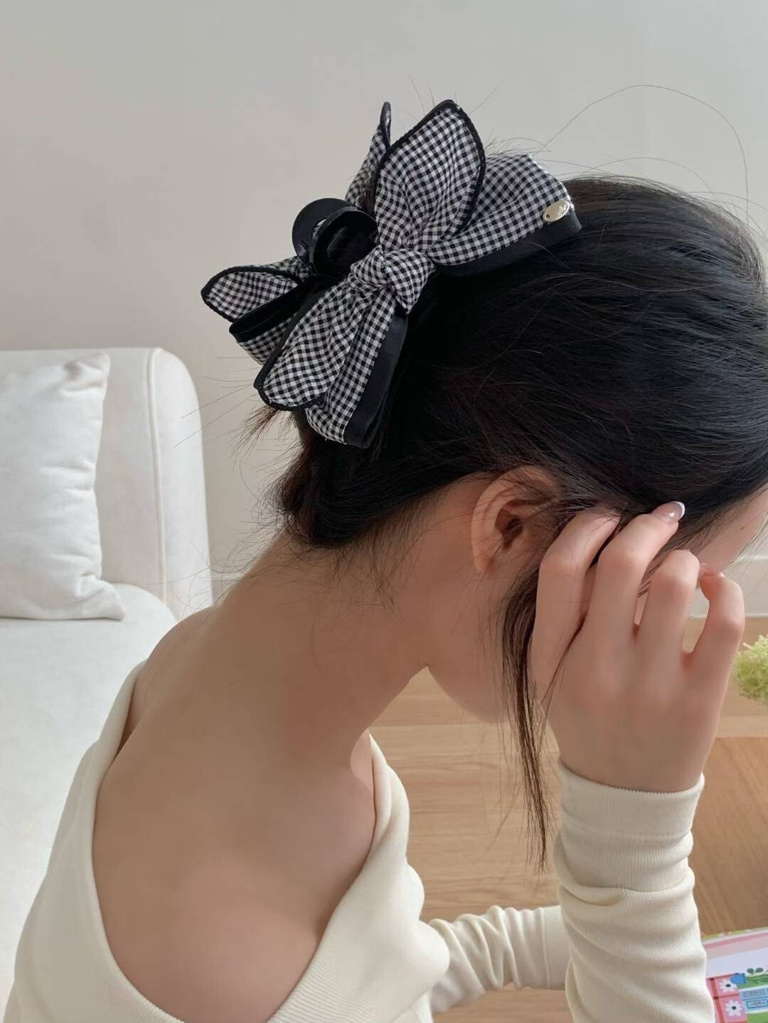 黑白配色格紋蝴蝶結造型鯊魚夾髮夾 / 2色