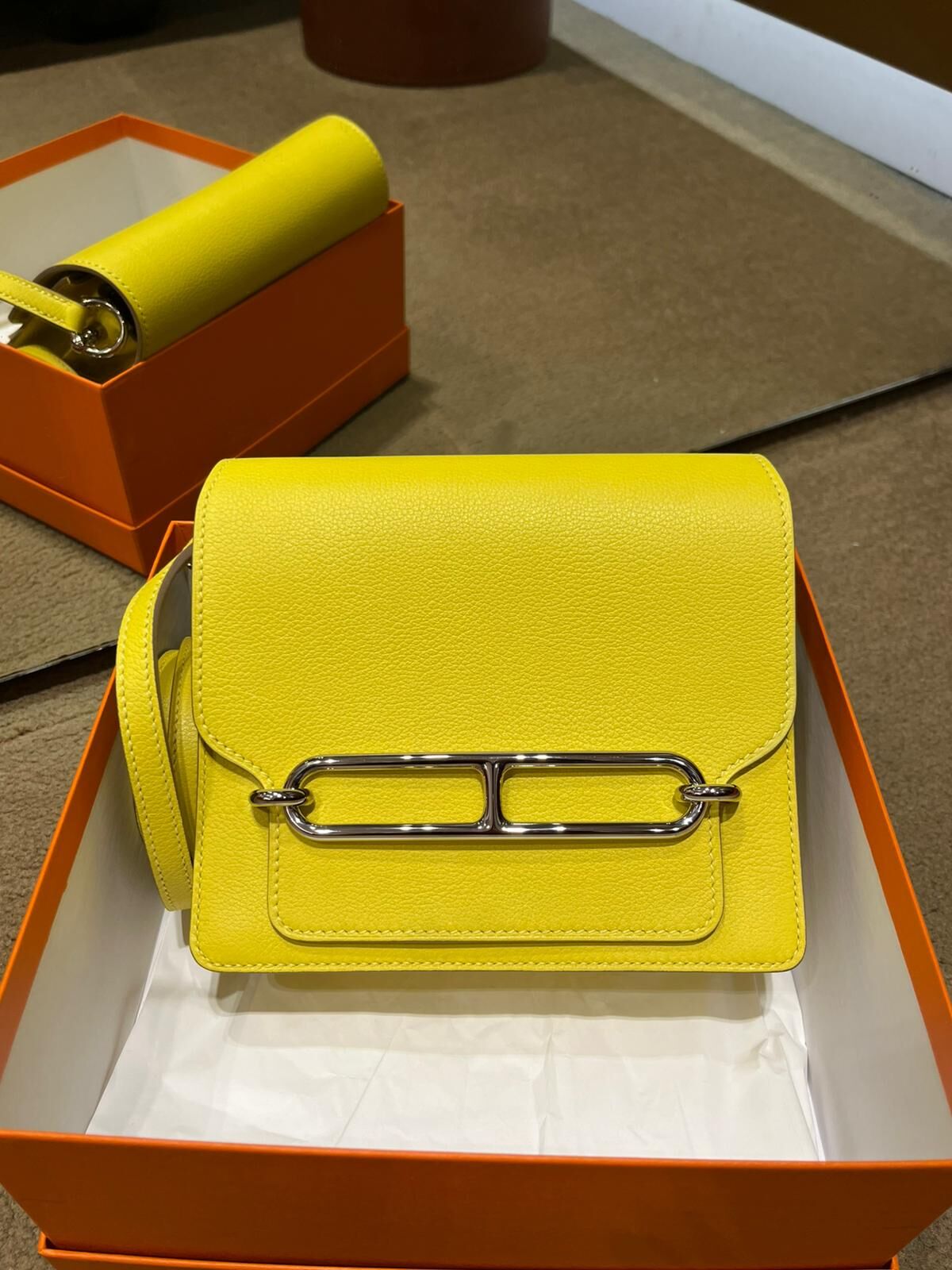 Roulis mini yellow ck evercolor A (二手 99.9 new)