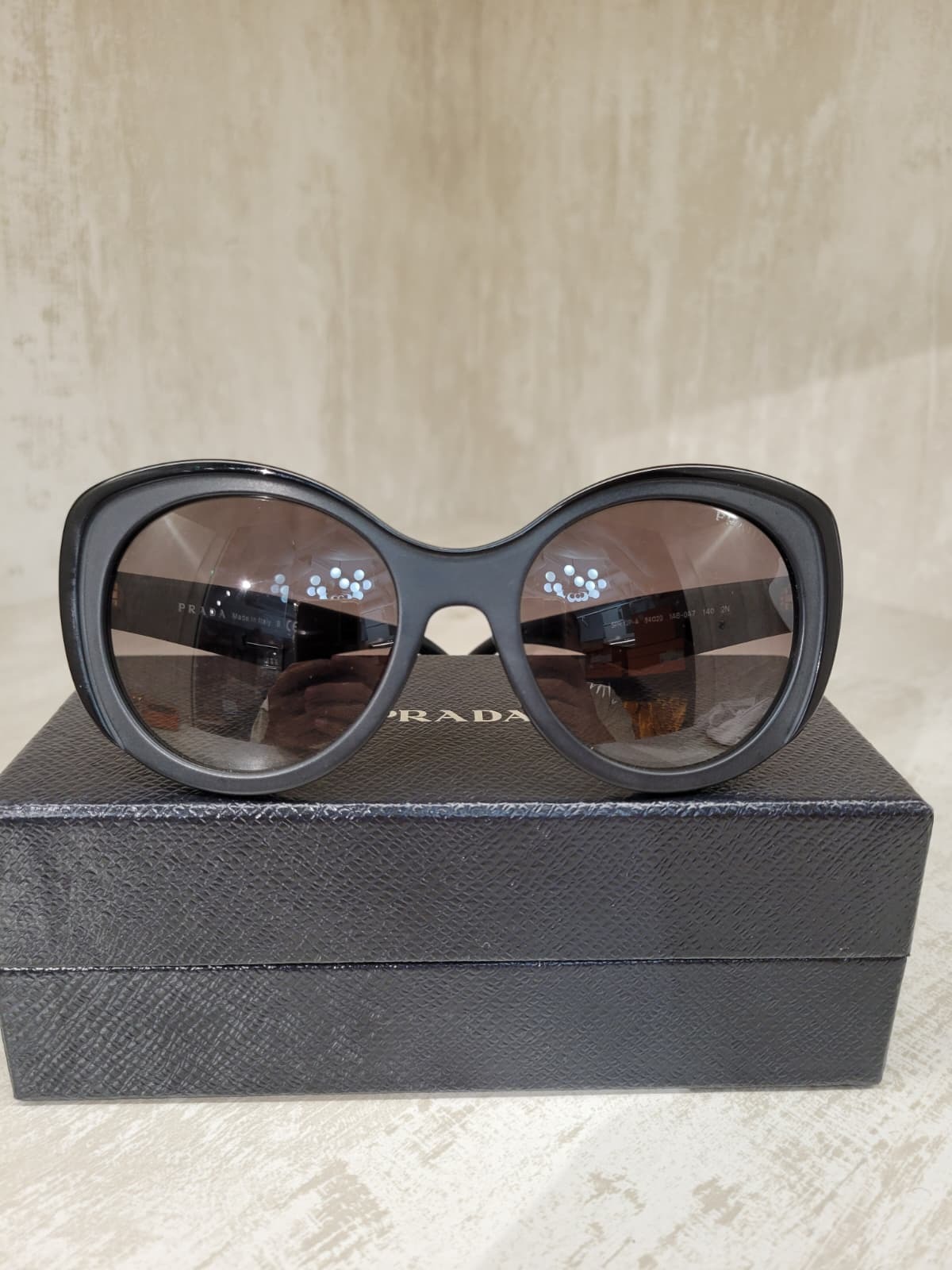 97%NEW PRADA SUNGLASSES 太陽眼鏡