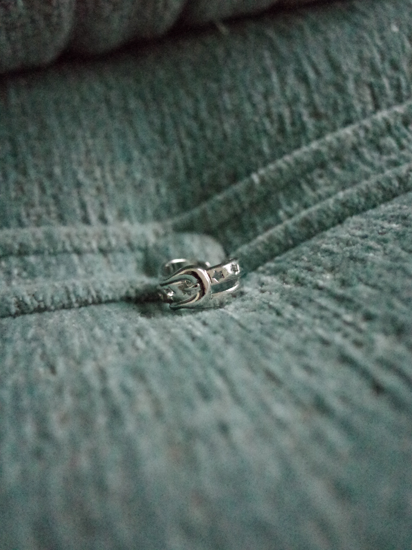 star ring with buckle detail