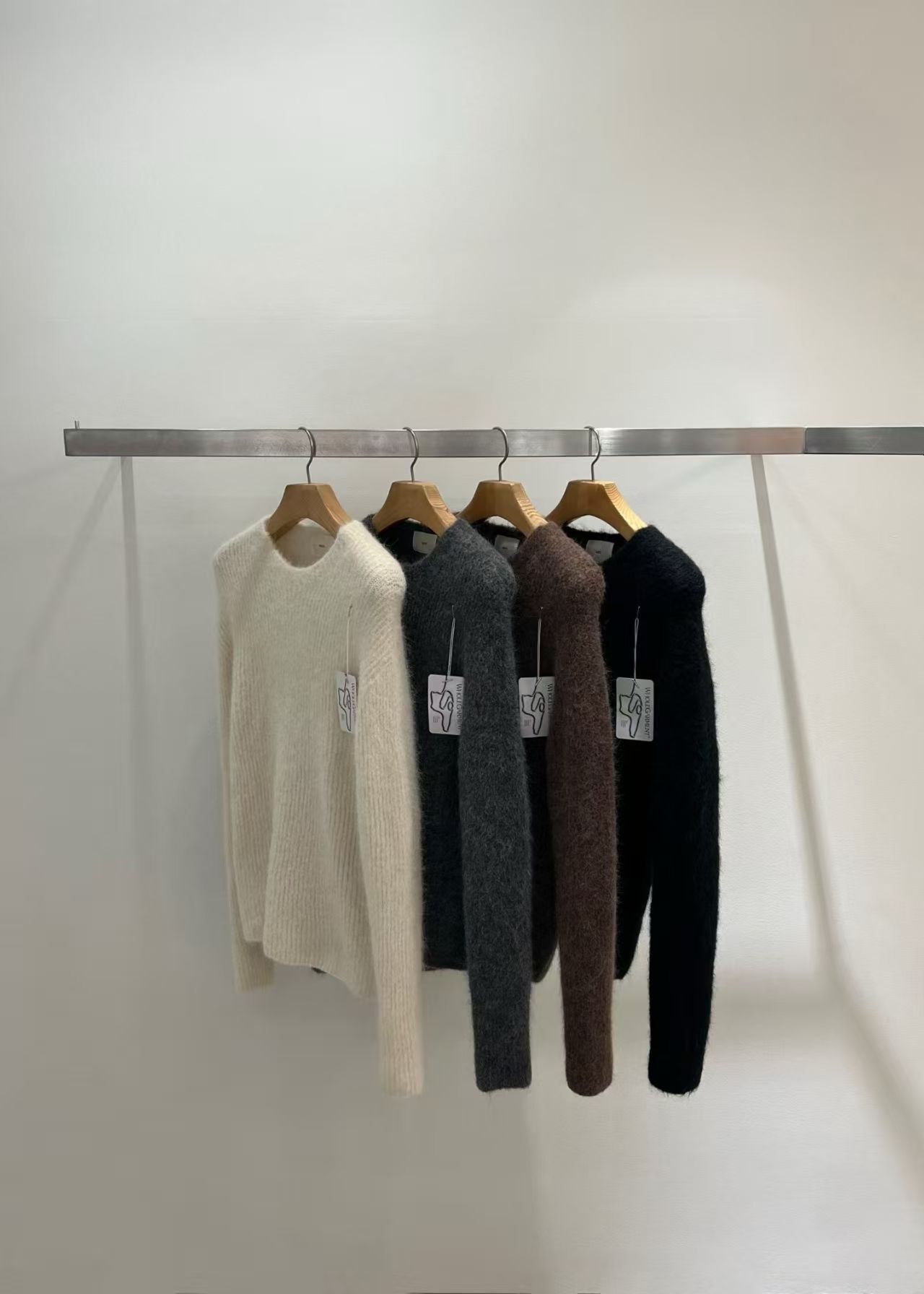 TT5203 羊駝毛圓領針織貼身上衣