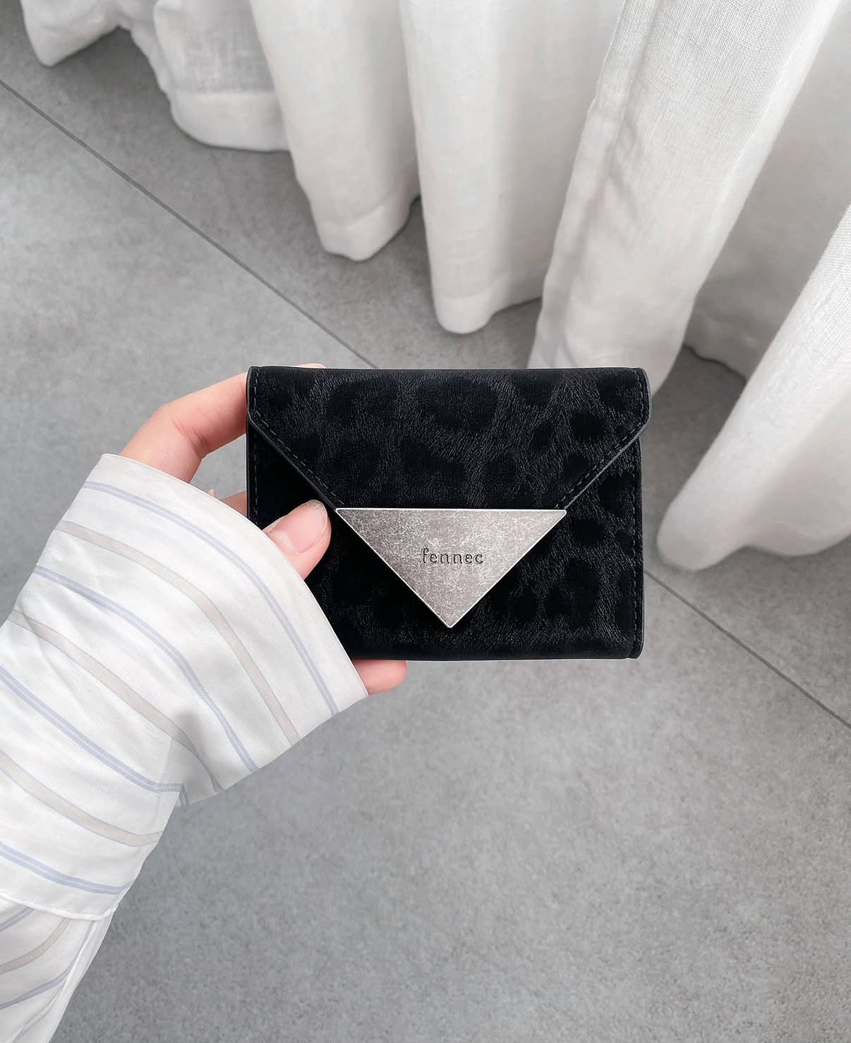 韓國🇰🇷連線 Fennec Triangle Wallet 金屬三角短夾 零錢包 皮夾 短夾 卡夾 7色(任買兩件711免運)/預購