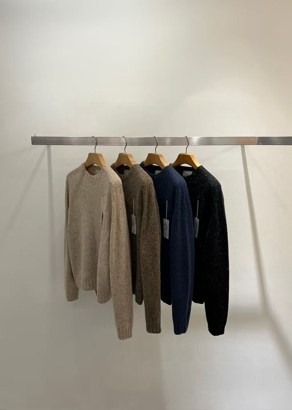 TT5208 雜色點點圓領針織毛衣