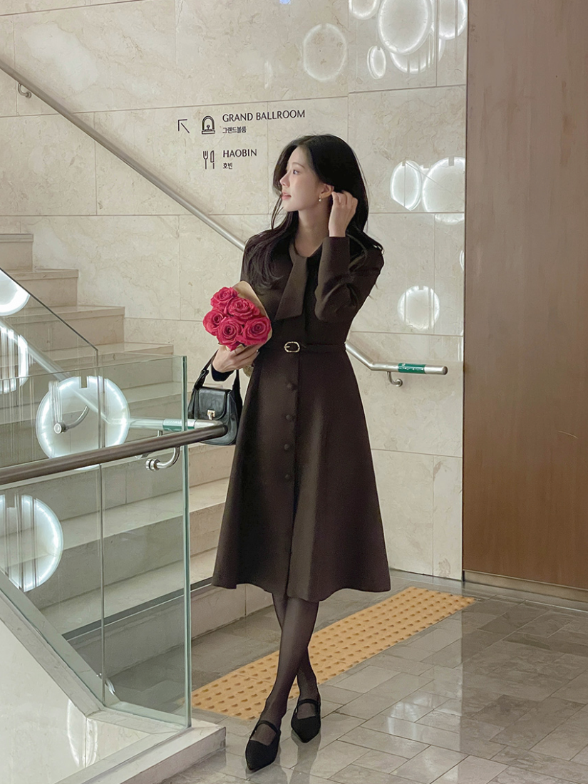 [現貨] Juliana 領巾包釦A字洋裝  [ 2色 / S,M ]