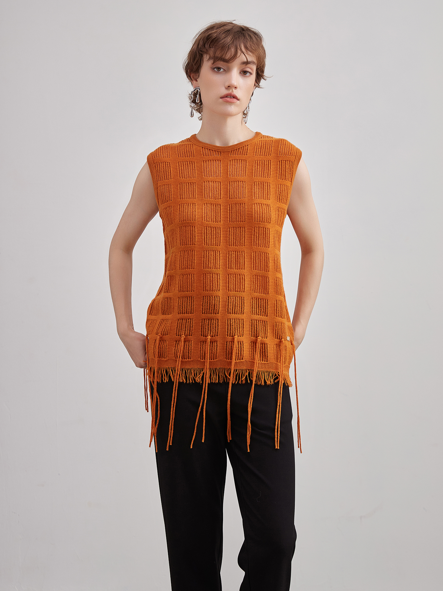 mi-tu 無袖流蘇背心