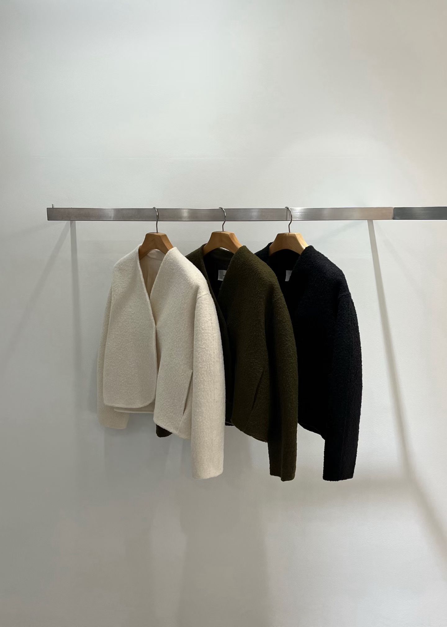 TT5220 V領短款馬海毛羊毛外套