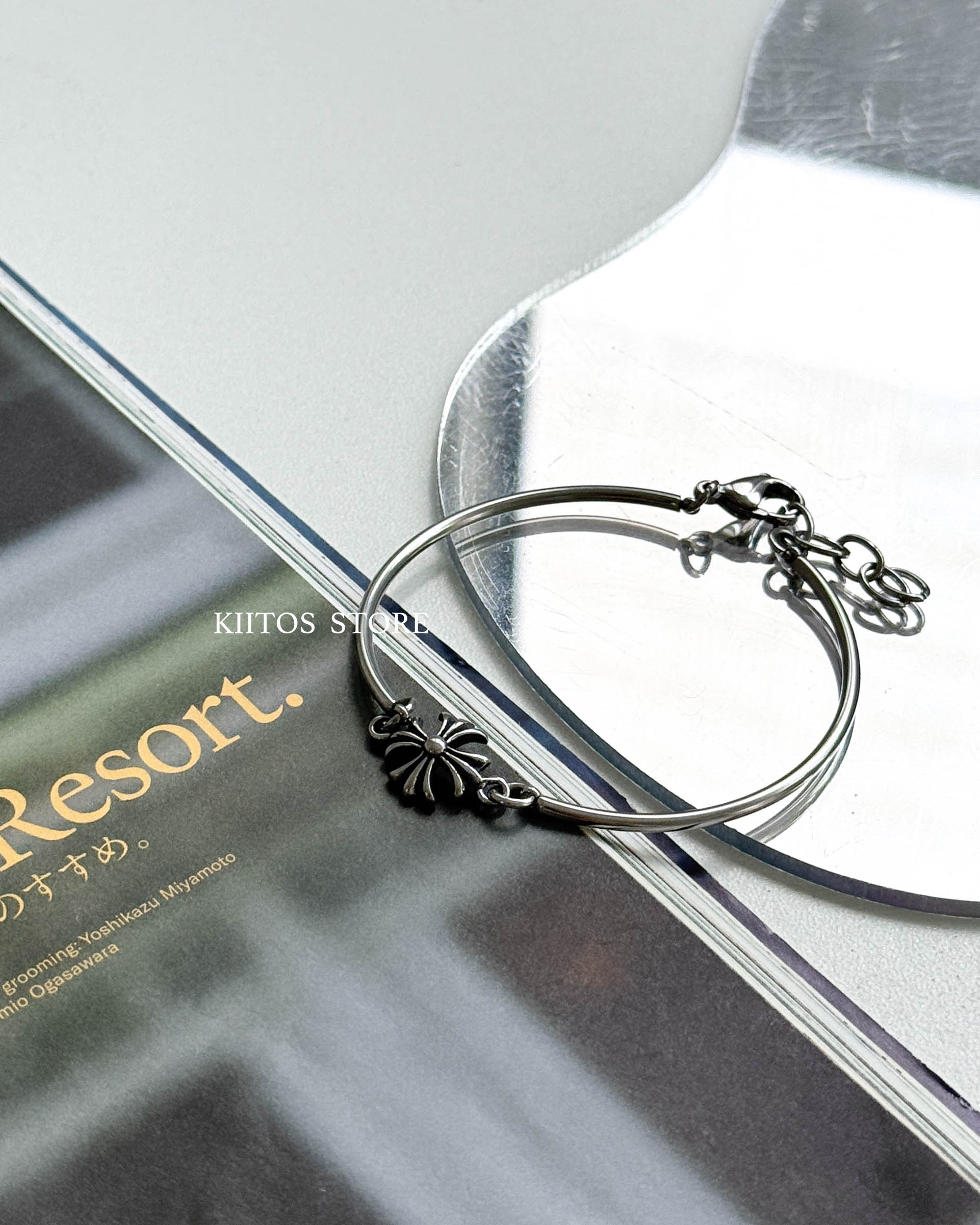 【現貨】韓國代購 OFUSE Cross Round Bracelet 克羅心風 十字架 手鍊式 手環