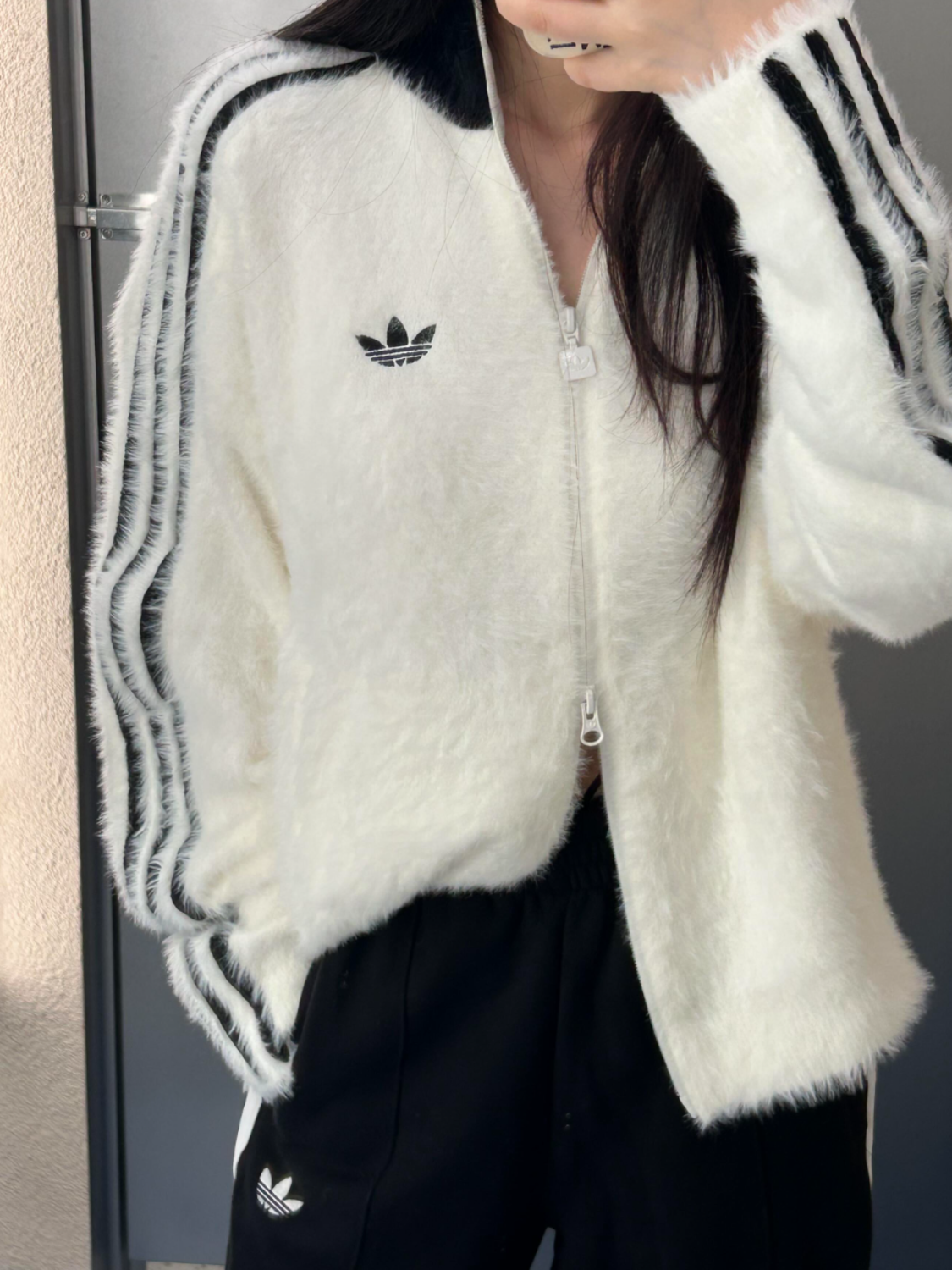 代購-Adidas Originals 仿馬海毛 經典條紋 立領絨感 毛毛外套 2色 KR5145KR5152