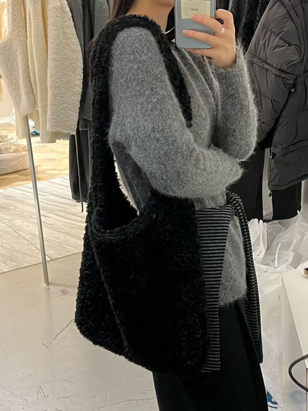 TT5254 羊羔毛單肩包