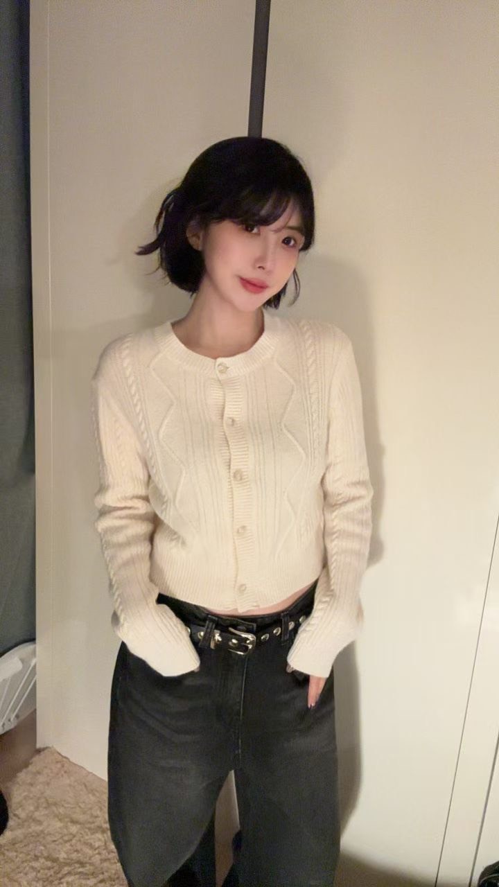鋸齒麻花開釦編織毛衣