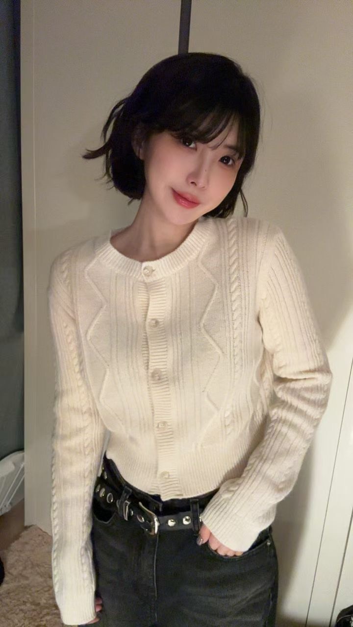 鋸齒麻花開釦編織毛衣